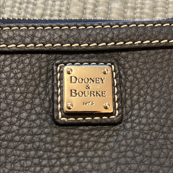 Dooney & Bourke Black Pebble Leather Wristlet - Picture 13 of 14